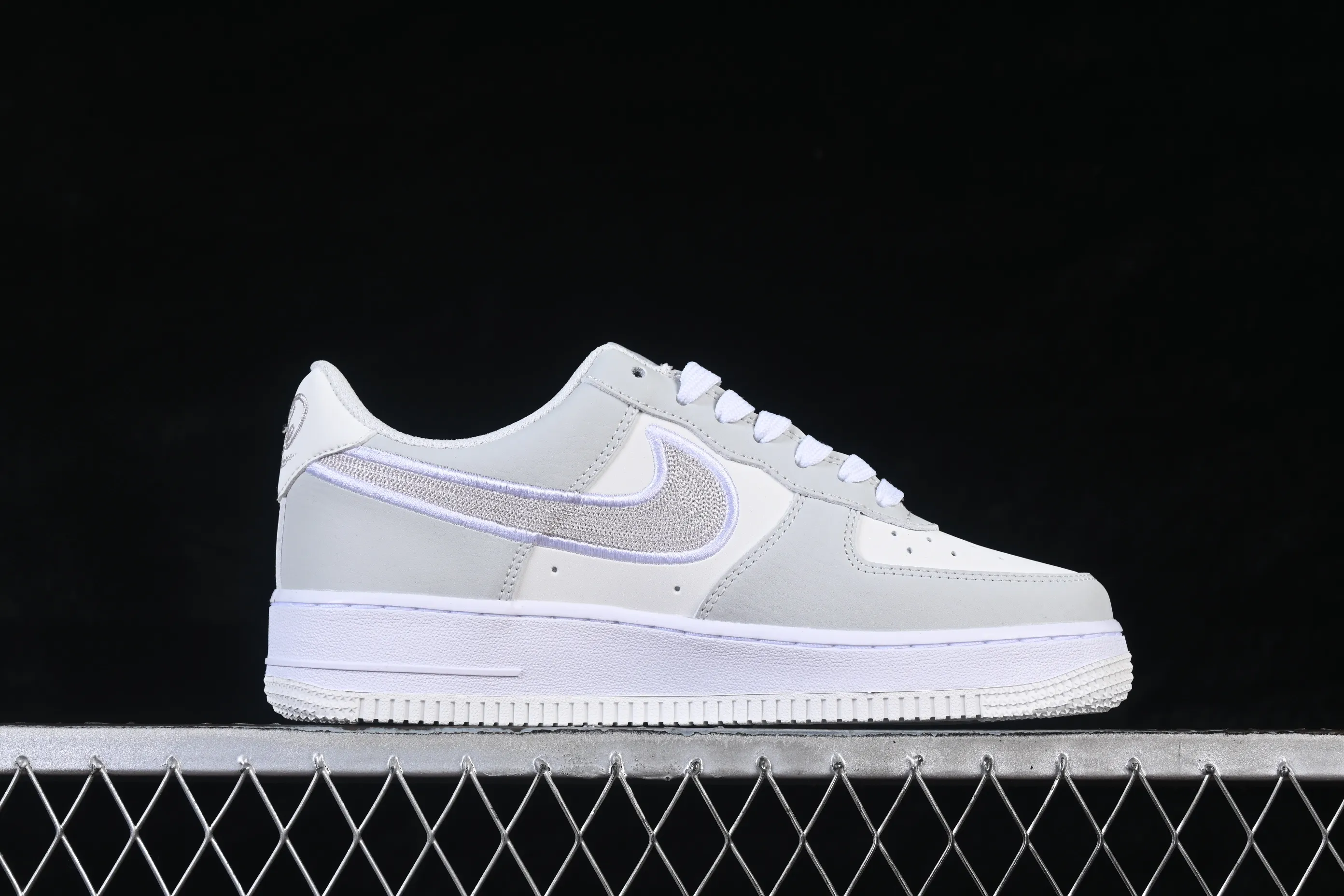 All Categories Nk Air Force 1 Air Force Series Nk Air Force 1 Low Air Force Low Nike Air Force 1'07 Low White Gray Air Force One Low Casual Shoes IB6842-100
